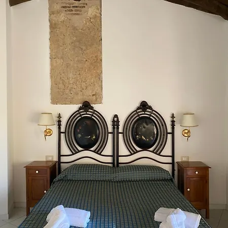 La Del Curato 4* Lentiscosa