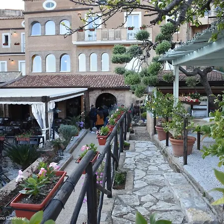 La Del Curato Lentiscosa